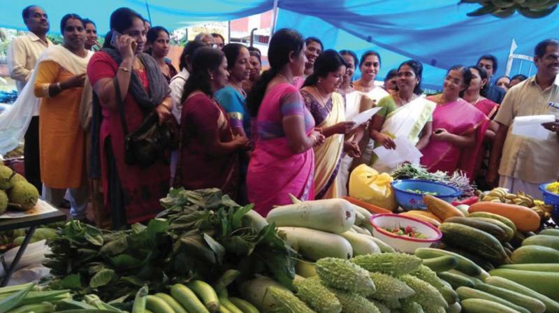 Home Onam Markets Open Across Kottayam
