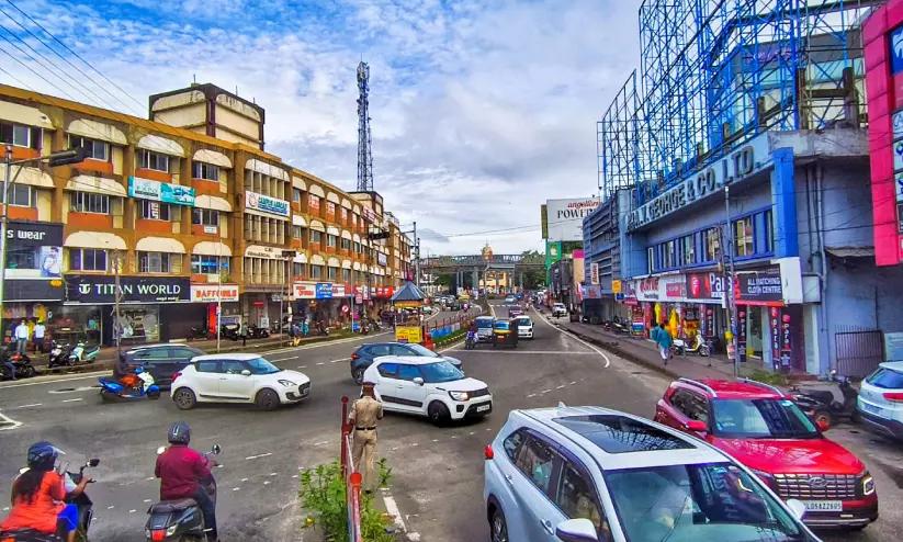 Home Kottayam Town Faces Traffic and Power Disruptions